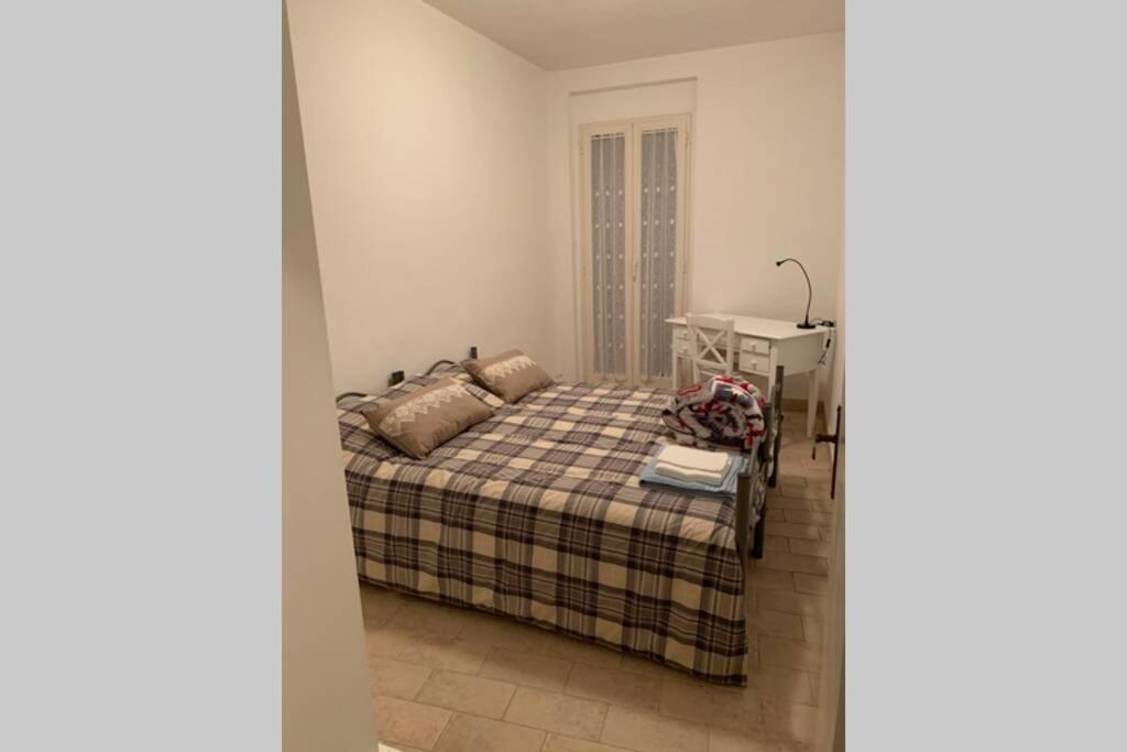 Casa Flea - Holiday Apartment With 2 Bedrooms Gualdo Tadino Luaran gambar